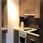 Viehaettaevae Yksioe Merellisessae Kotkassa. Appartement
