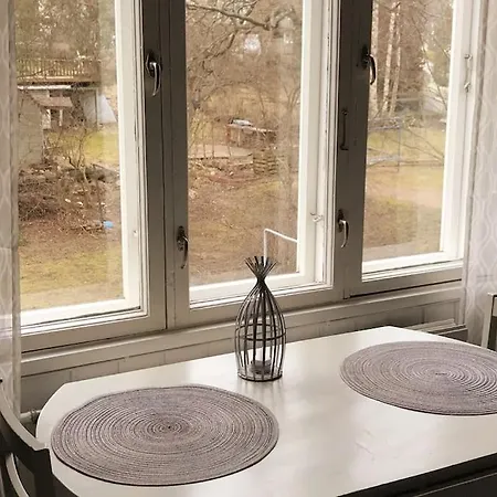 Apartamento Viehaettaevae Yksioe Merellisessae Kotkassa.